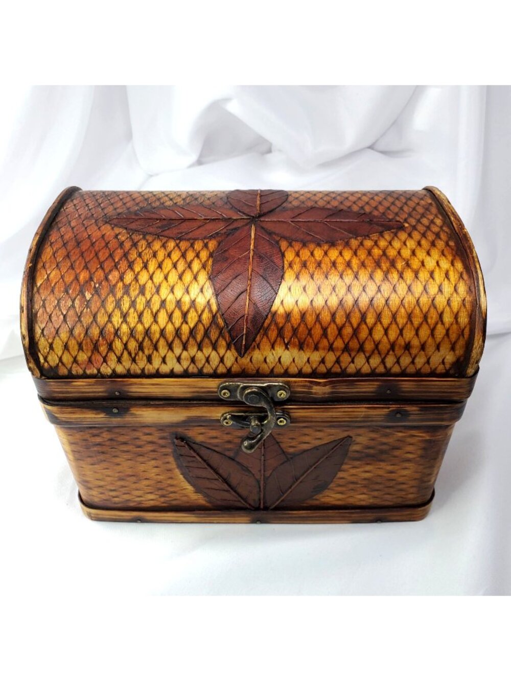 Thomas Pacconi Vintage Wood Treasure Chest Domed Leaf Design Top 10"x7"x7.5"